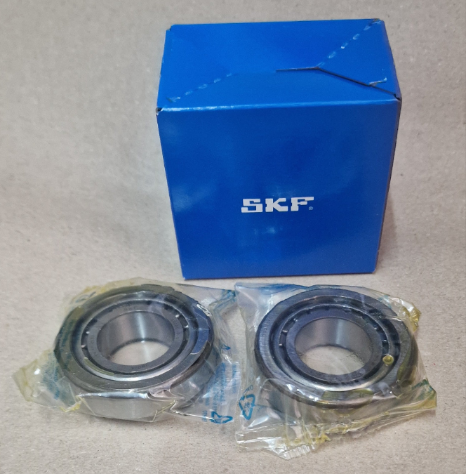 SKF Kegelrollenlager Set 2 Stück 30205 Q J2/ Lenkkopflager passend für Royal Enfield Himalayan 411 / Scram / Interceptor / Continental 650