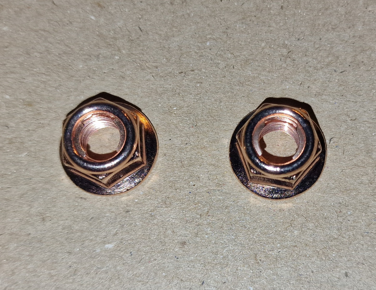 2 Krümmer Muttern M8 verkupfert / Auspuffmuttern ( 2er, 4er und 10er Pack )