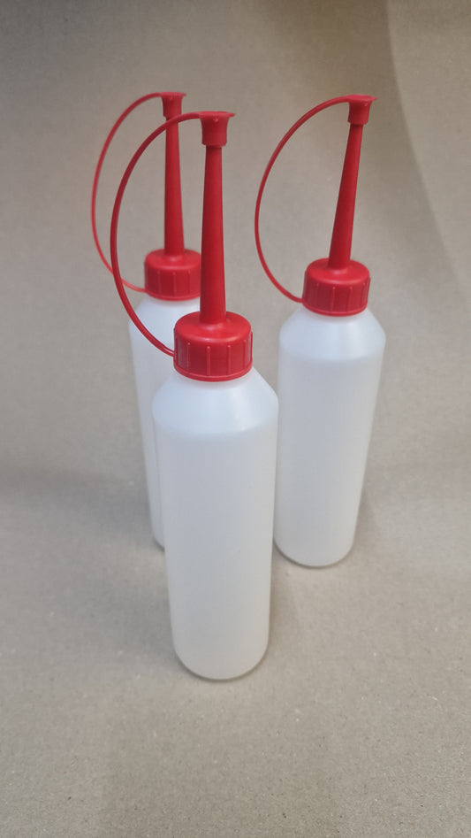 Theo's Dosier Öl Flaschen / Öl - Laugen Chemikalien resistent in verschiedenen Größen ( 100ml - 500ml )