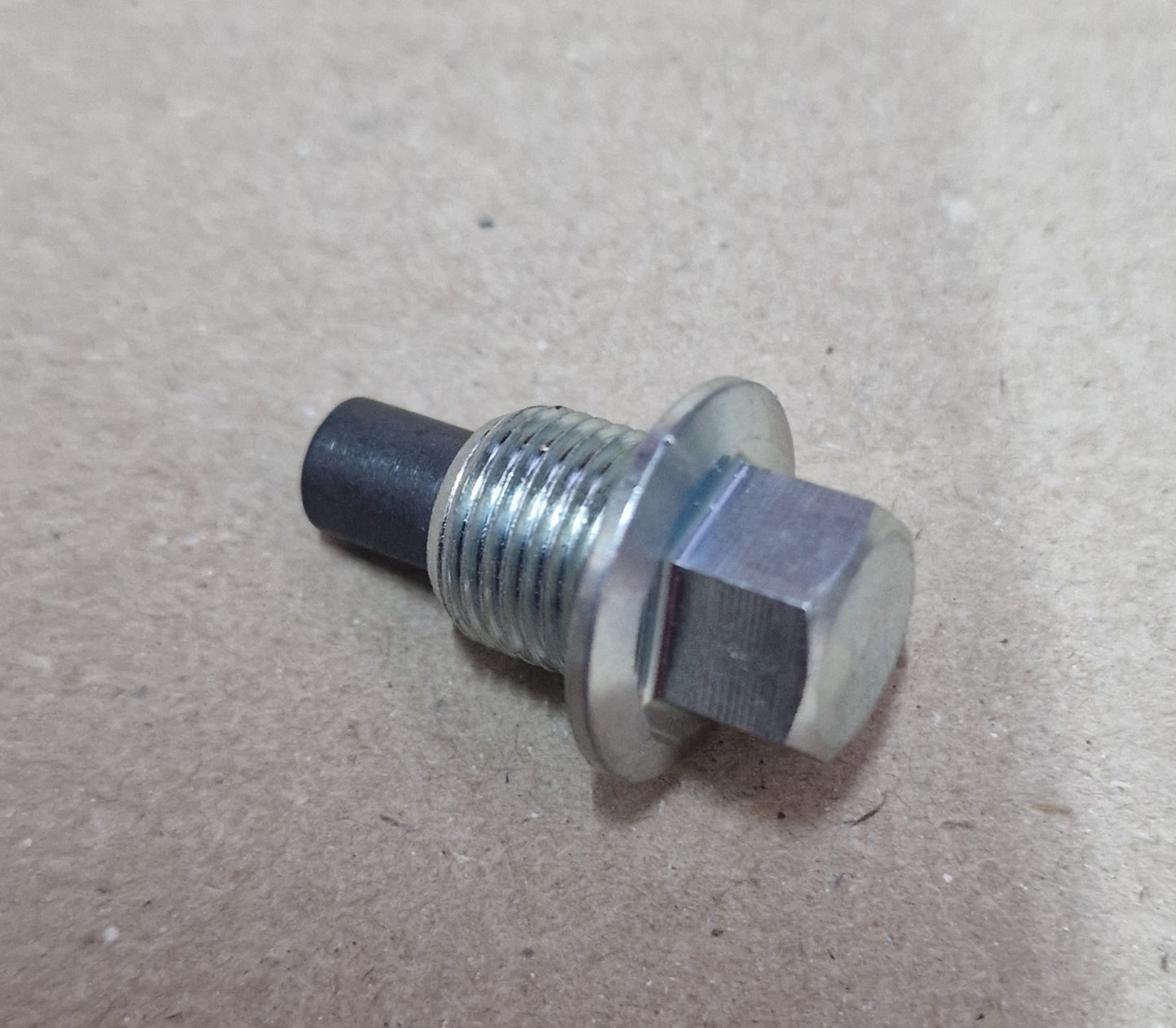 Ölablaßschraube M14x 1.25 magnetisch: Royal Enfield 411:  Himalayan, Scram  650: Continental, Interceptor, Bear, Super Meteor