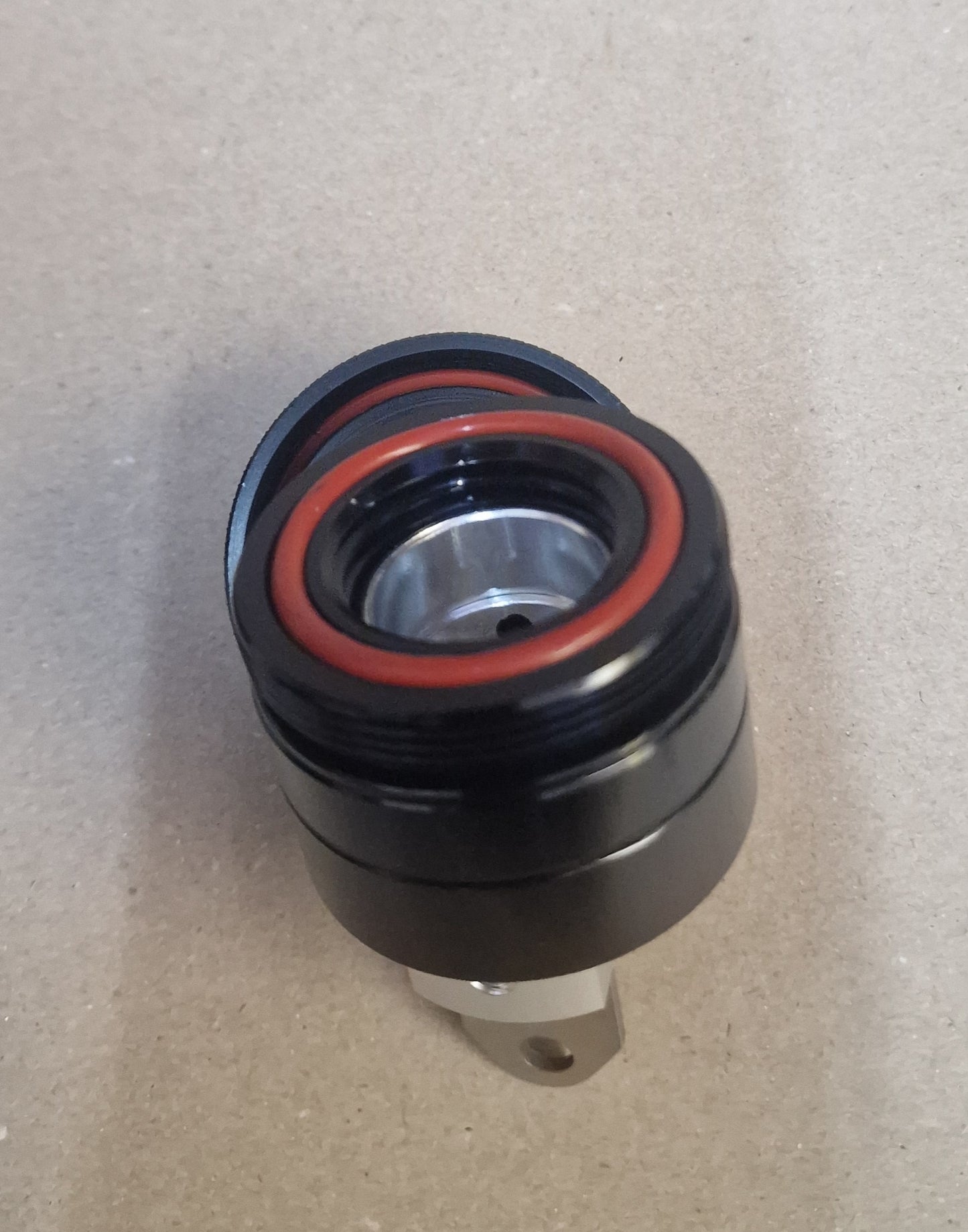 Kettenöler: automatischer Antriebsketten Öler im Set mit biologisch leicht abbaubarem ROWE Natsync Öl